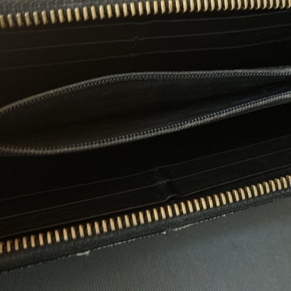 Black Gucci wallet - Picture 6 of 13